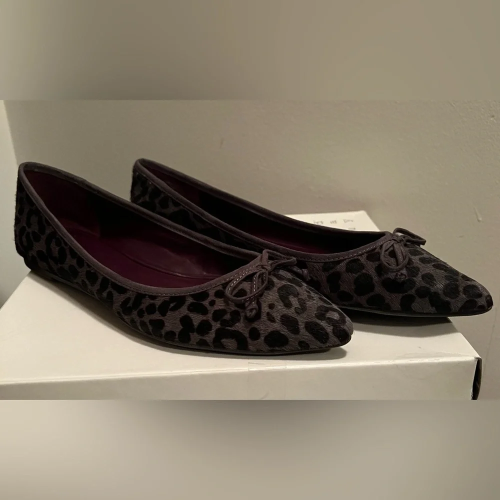 Nine West Gray and Black Leopard Print Pointed Toe Flats